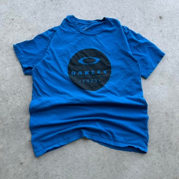 Other - Vintage Oakley 1975 Blue T-shirt Essential